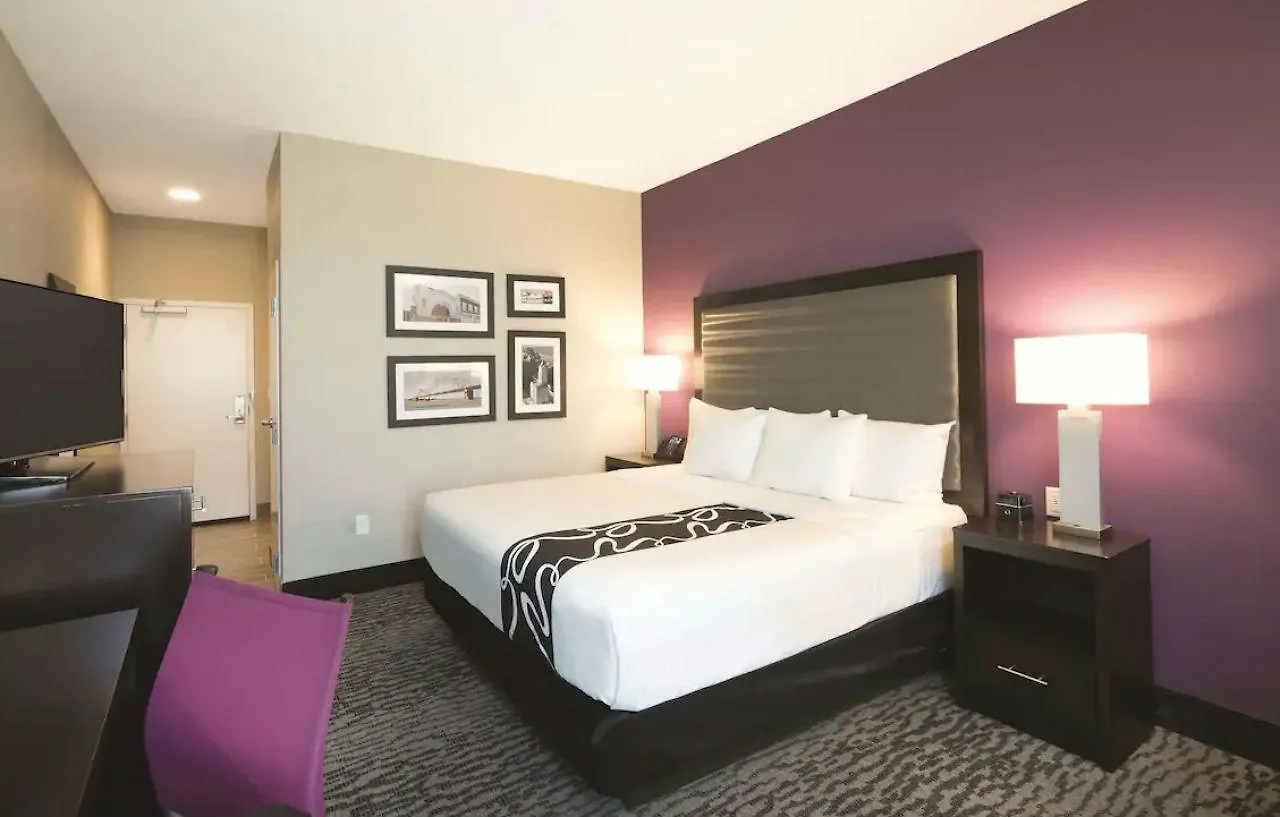 Hotel La Quinta By Wyndham Memphis Downtown
