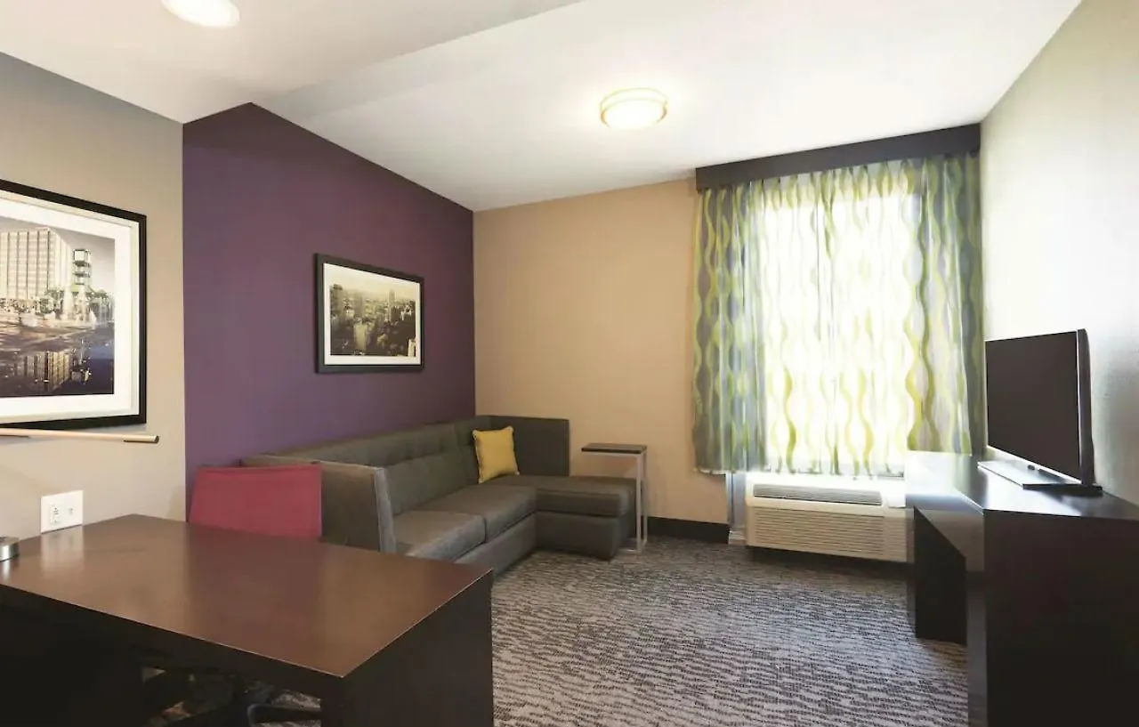 La Quinta By Wyndham Memphis Downtown Hotel 3*,